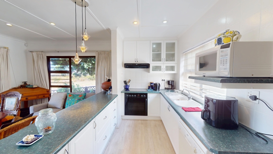 3 Bedroom Property for Sale in Palmiet Western Cape